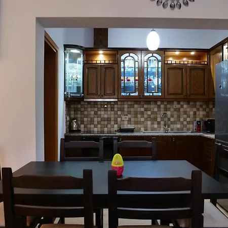 빌라 Moreja 베라트